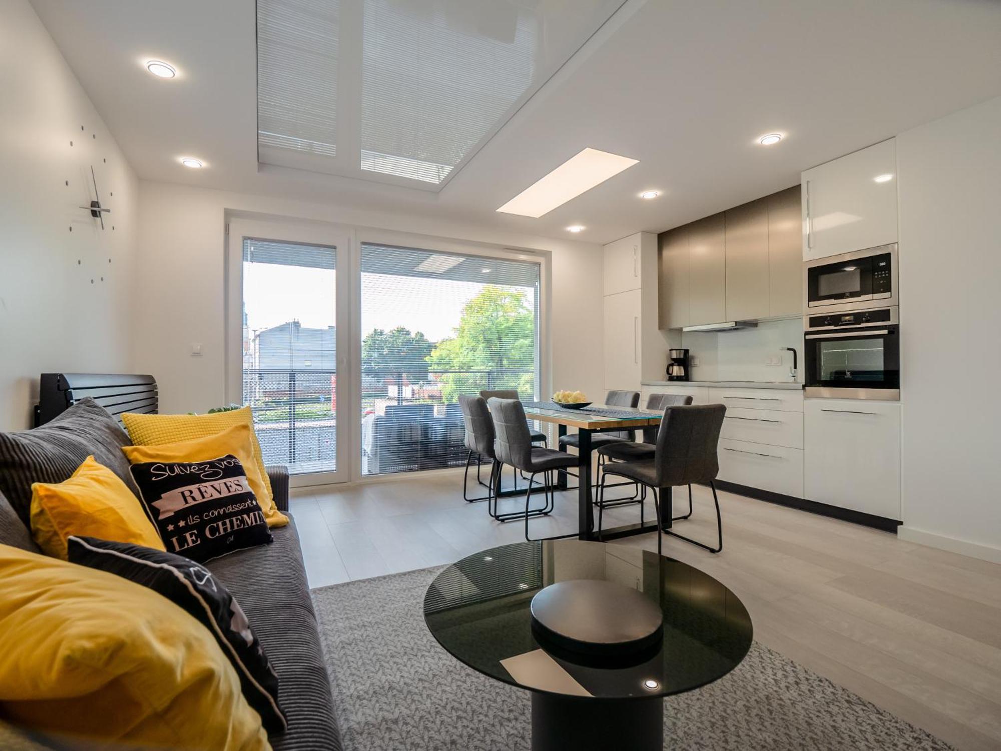 Apartment Homely Place Koziolki - Stary Rynek - Parking *